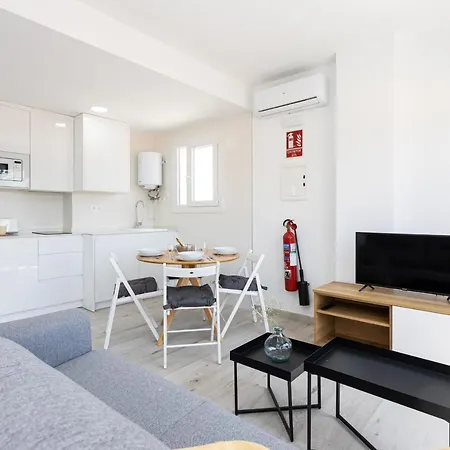 La Pelusa Apartment *